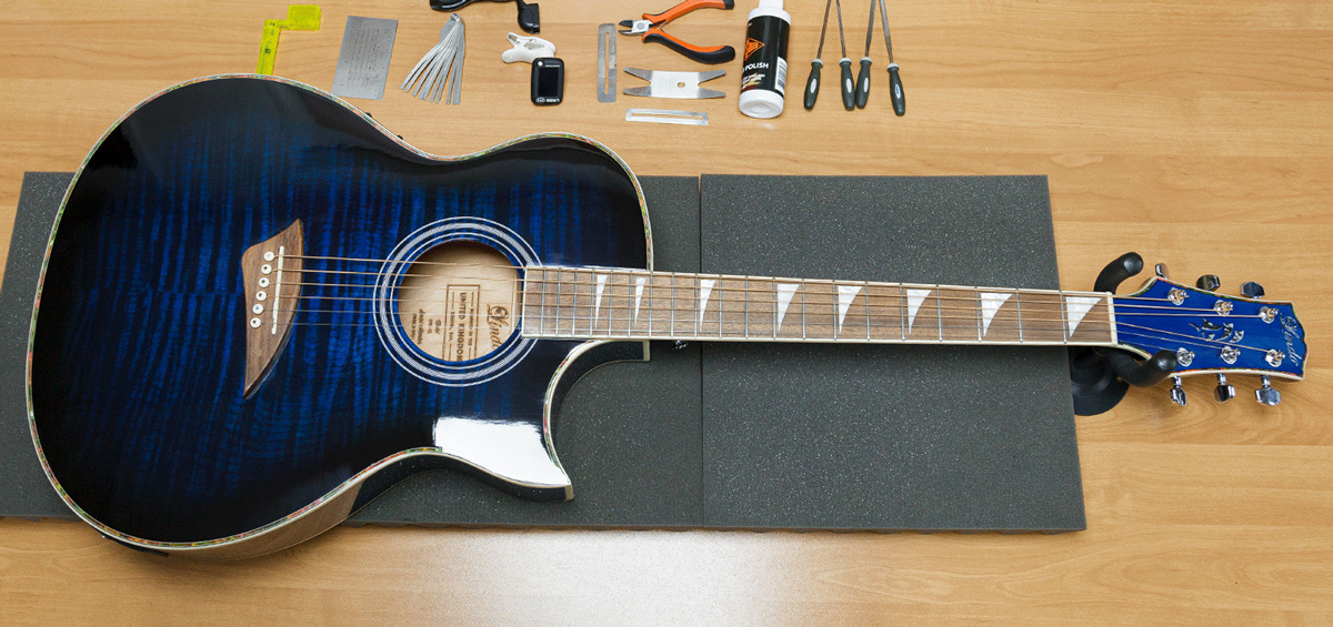 Lindo-ORG-SL-Slim-Blue-Electro-Acoustic-Guitar-Setup