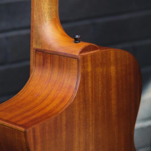 Lindo Neptune SE V2 Walnut Electro Acoustic Guitar and Padded Gigbag