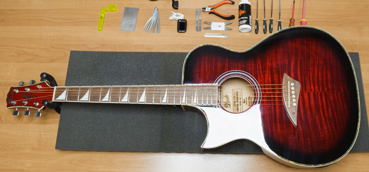 Lindo-Left-Handed-Org-Regular-Red-Electro-Acoustic-Guitar-Setup