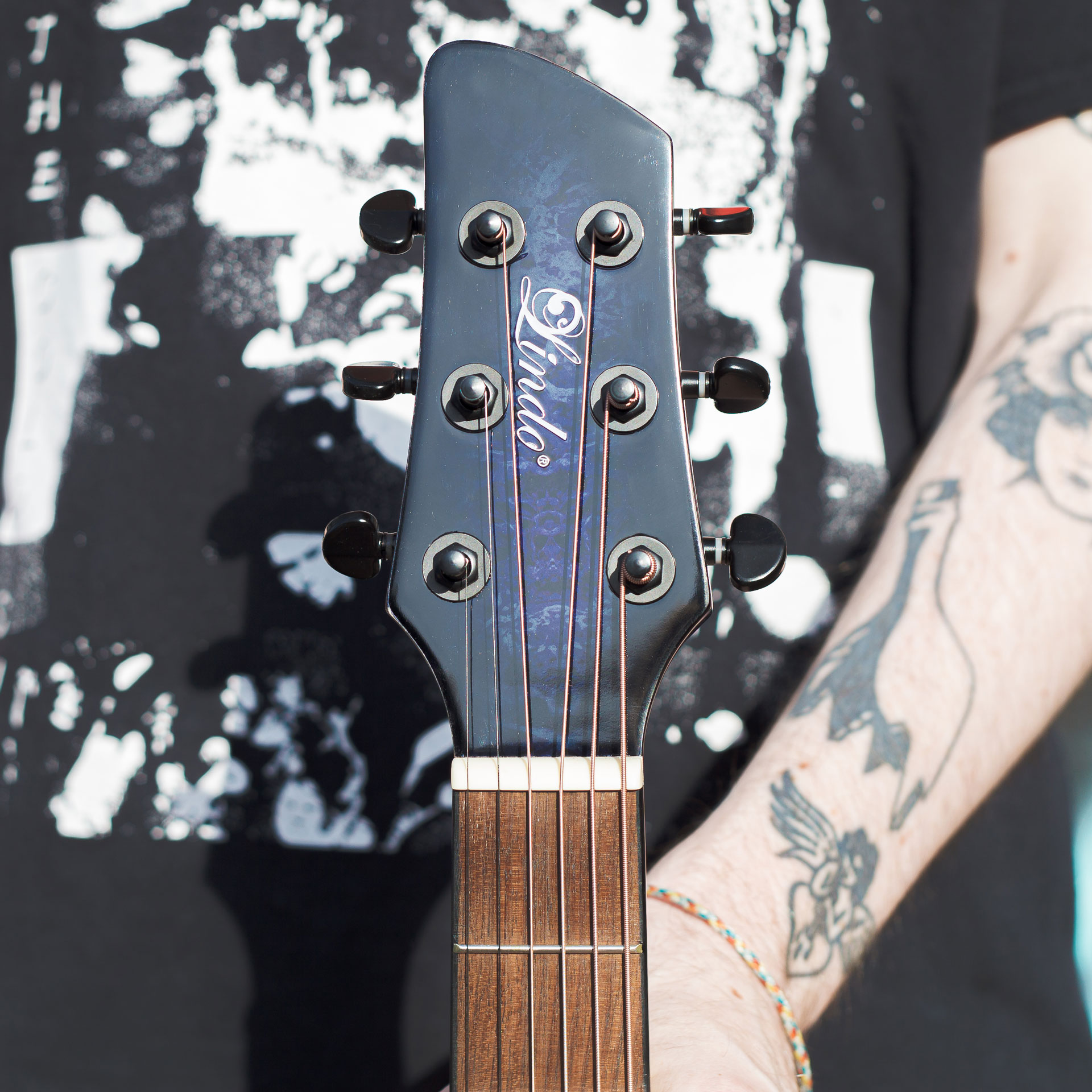 lindo-left-handed-alien-purple-acoustic-guitar-head