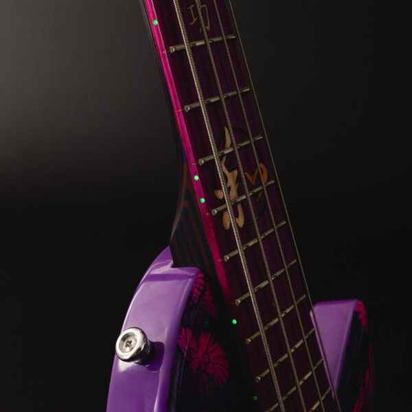 Lindo-Kawa-Electric-Bass-Travel-Guitar-Luminlays