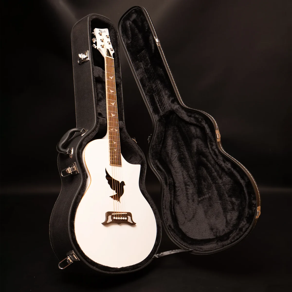 Lindo White Dove V4 Electro Acoustic Guitar and Hard Case