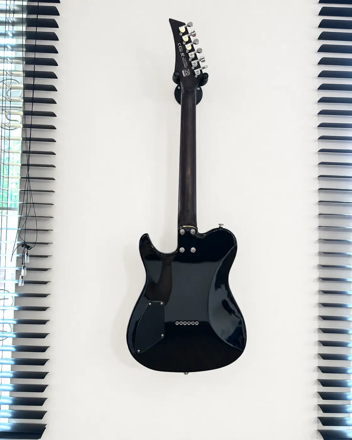 W41 Lindo Koya V1 Electric Guitar — Final Showroom Model | As Pictured – gallery image 2