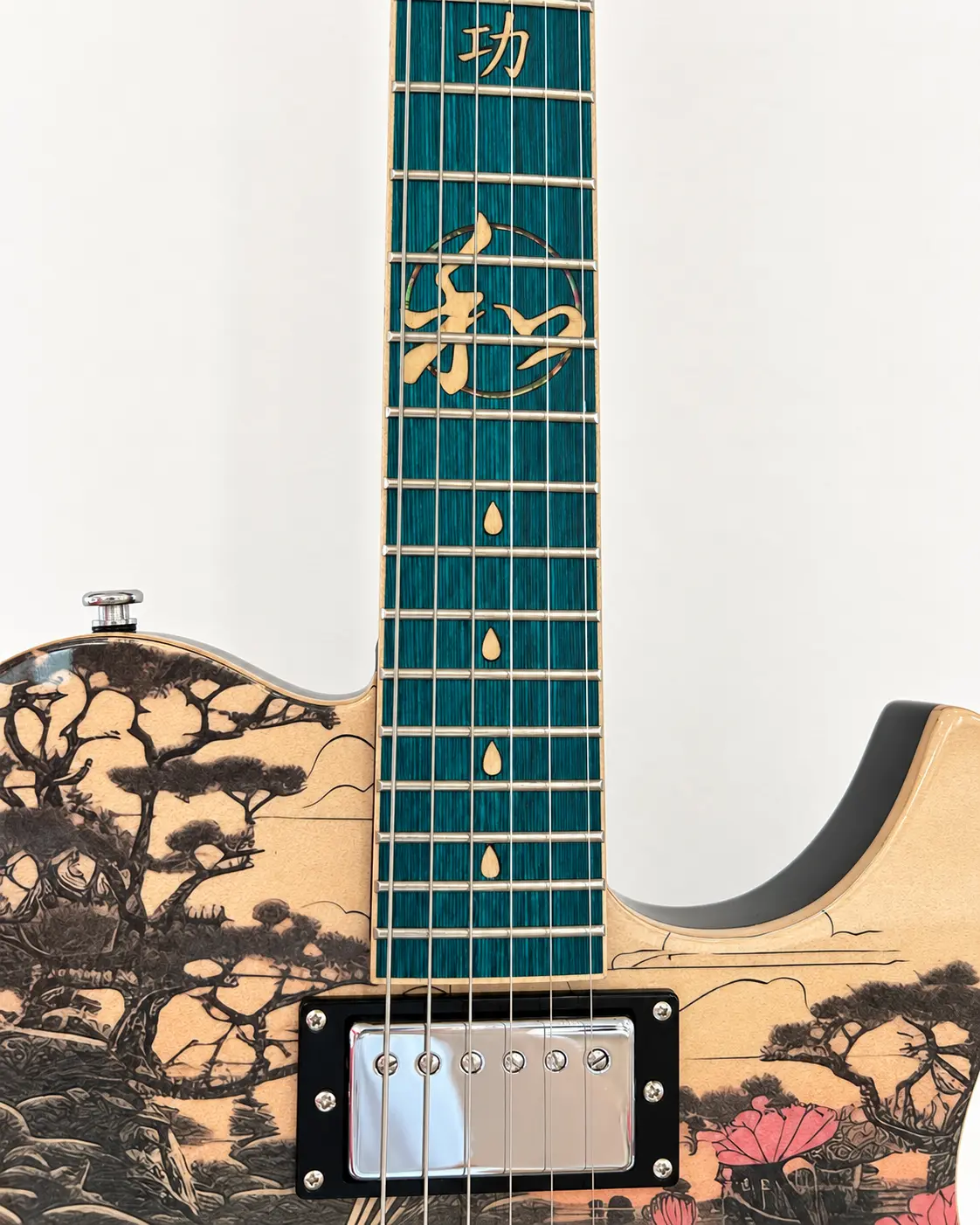 W41 Lindo Koya V1 Electric Guitar — Final Showroom Model | As Pictured – gallery image 3