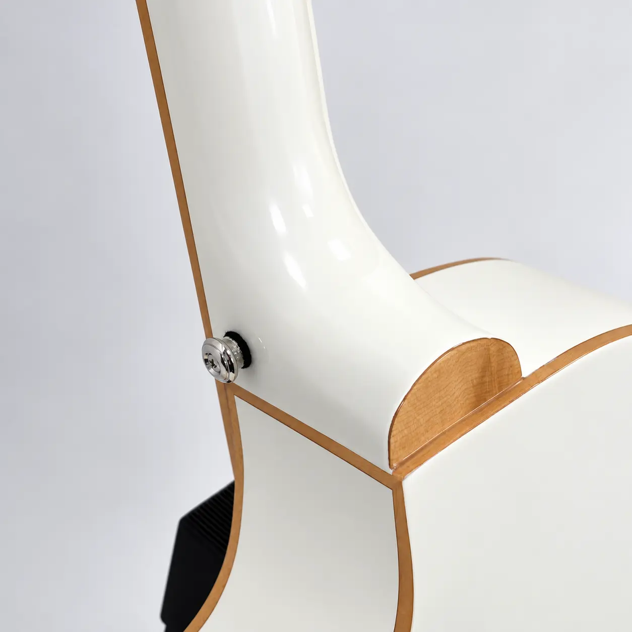 Lindo White Dove short scale electro acoustic bass guitar — neck heel and strap button