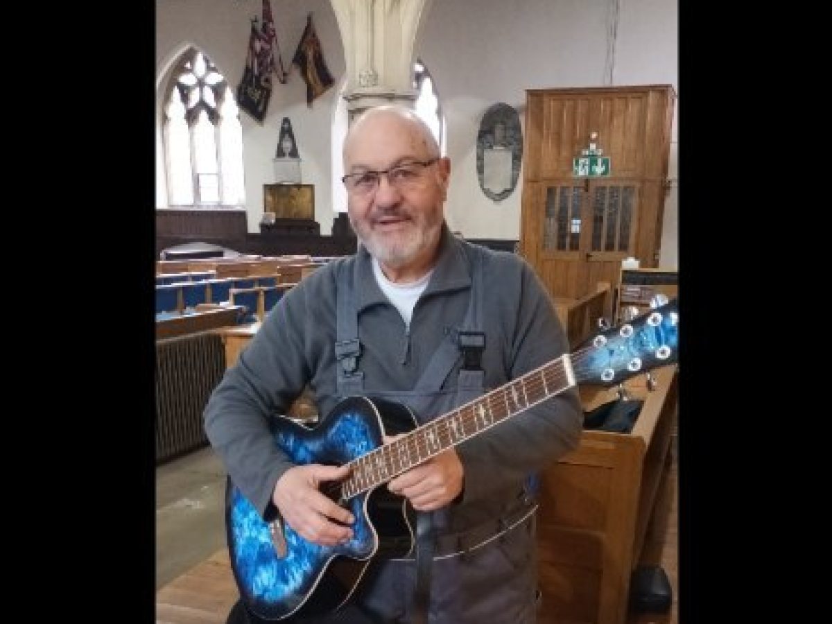 Lindo Blue Shark Electro Acoustic Guitar