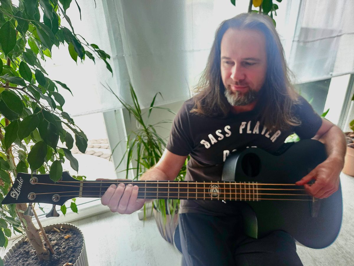 Lindo Neptune Electro Acoustic Bass
