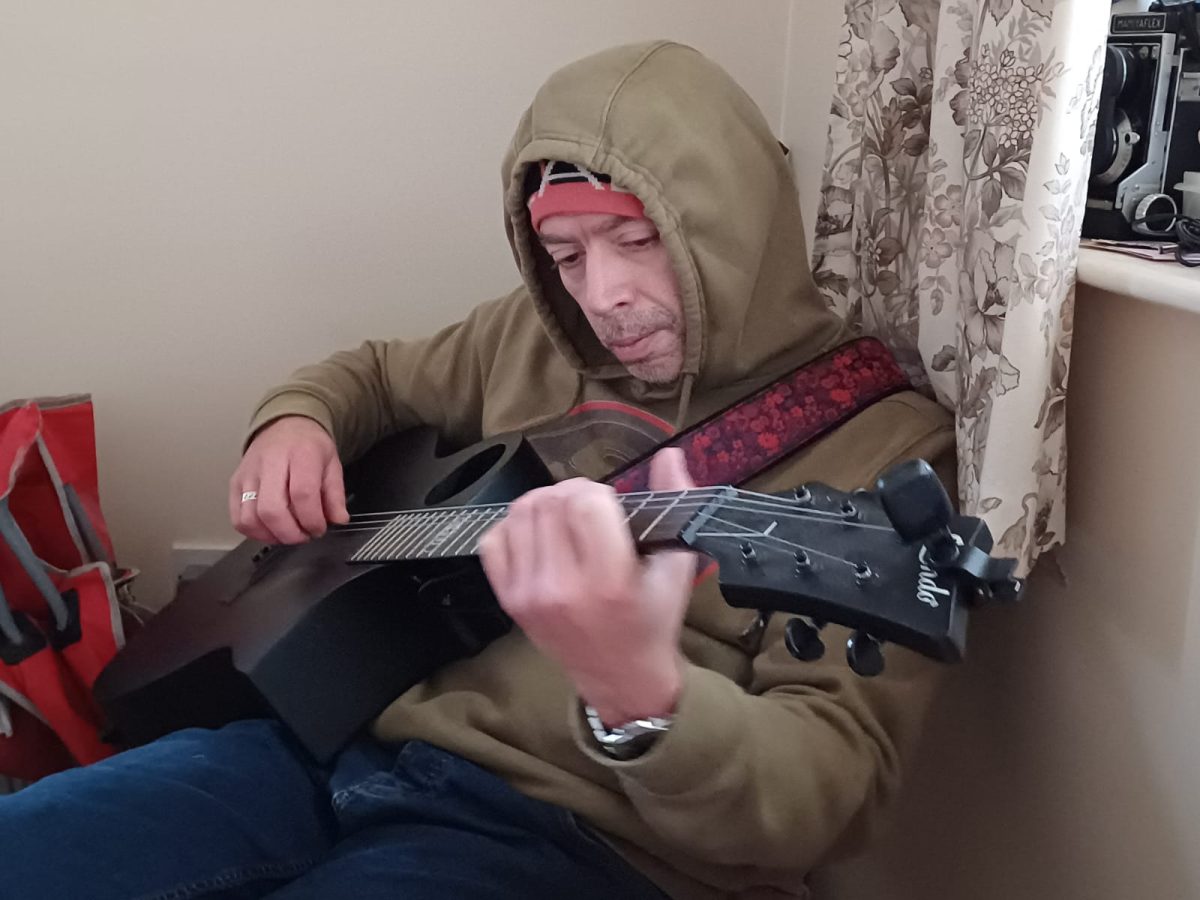 Lindo Neptune Electro Acoustic Guitar