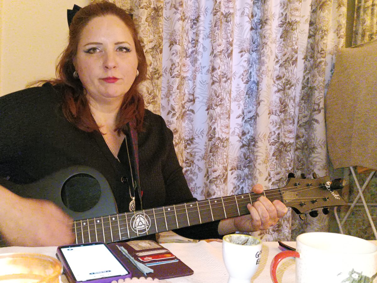 Lindo Neptune Electro Acoustic Guitar