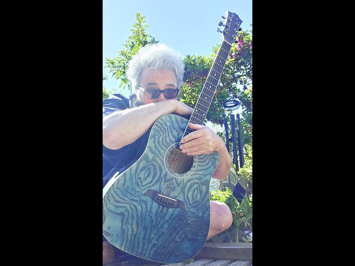 Lindo Willow Electro Acoustic Guitar