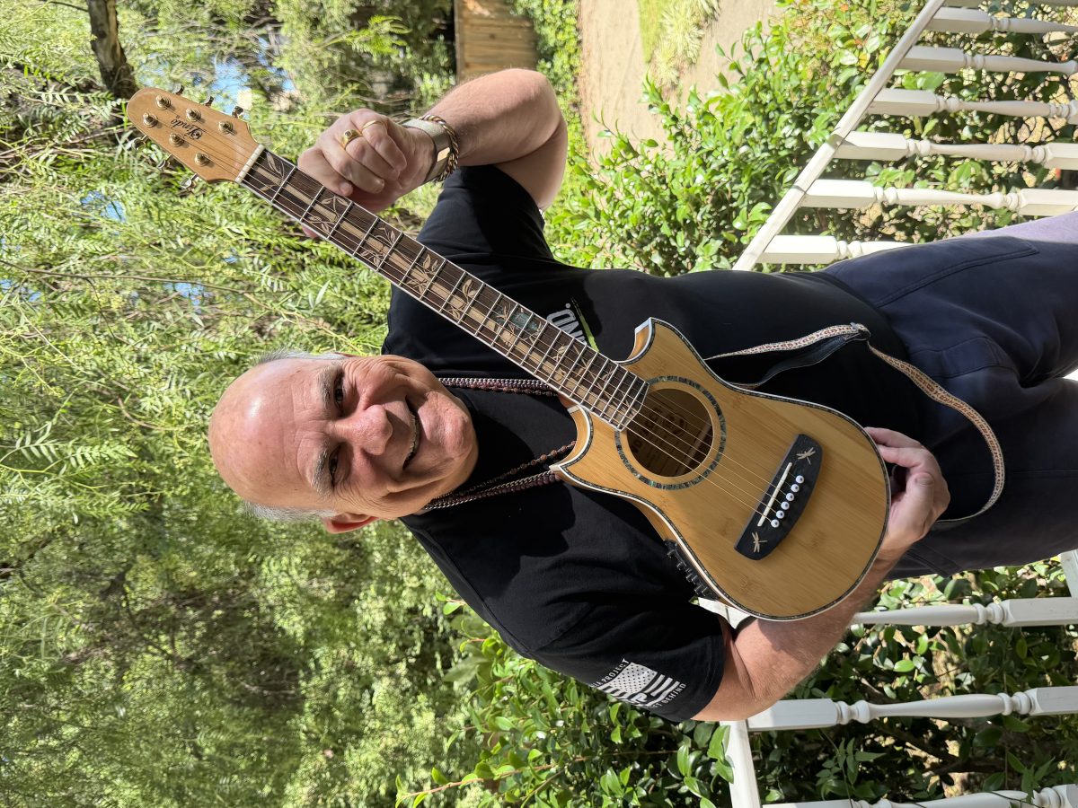 Lindo Voyager Electro Acoustic Guitar