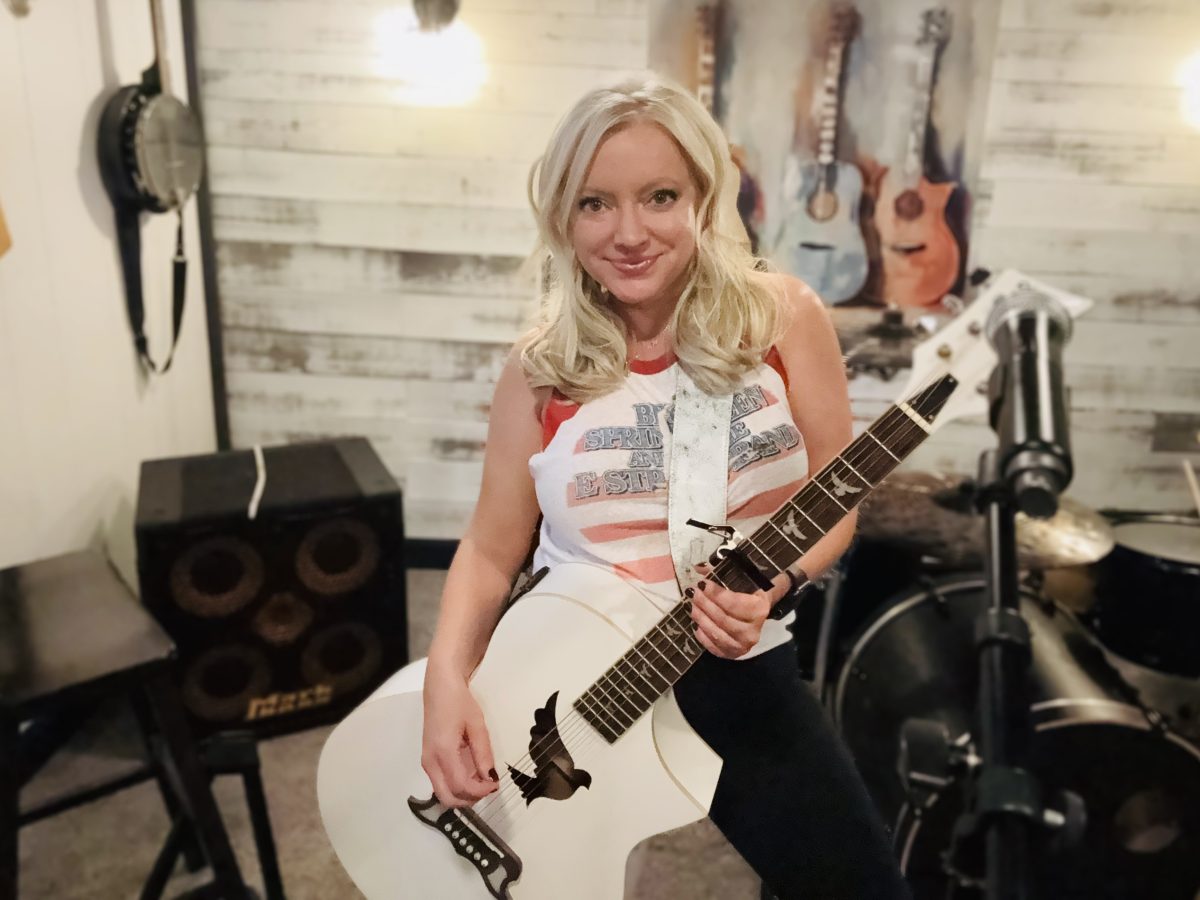 Lindo White Dove Electro Acoustic Guitar