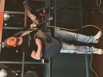 Lindo Neptune Electro Acoustic Guitar