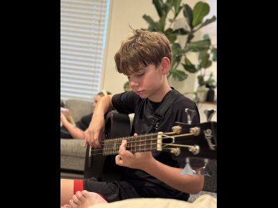 Lindo Neptune Electro Acoustic Guitar