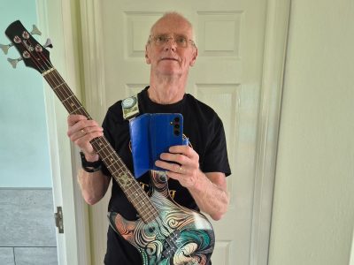 Lindo Sahara Electric Bass Guitar